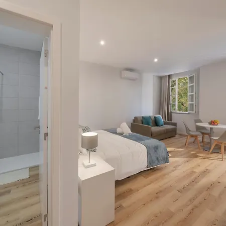 Daire Art Deco Apartments, *