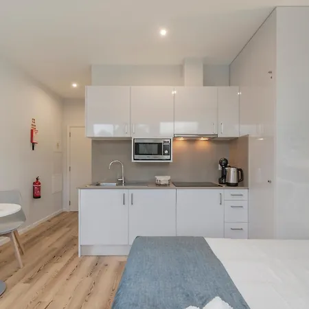 Art Deco Apartments,