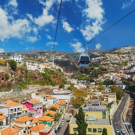 Daire Art Deco Apartments, *