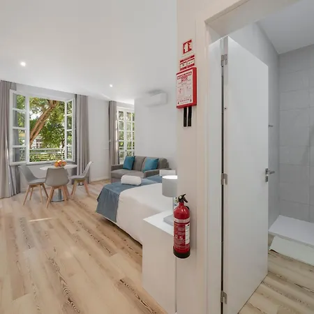 Art Deco Apartments, Daire