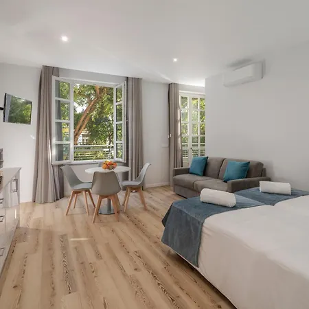 Art Deco Apartments, * Funchal (Madeira)